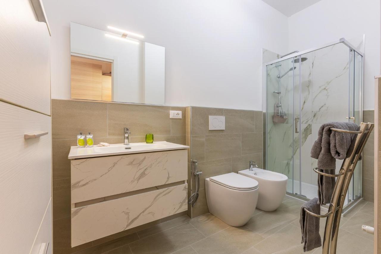San Donato Fiere Essential Apartment W/Parking Bologna Kültér fotó